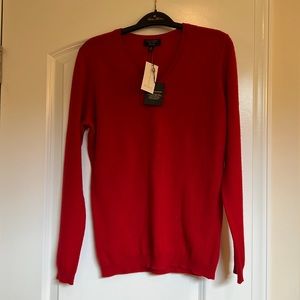 NWT Charter Club V neck Cashmere Sweater Size M